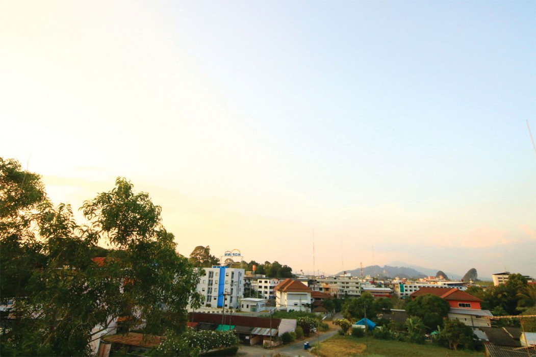 Baan Samrarn 32/45