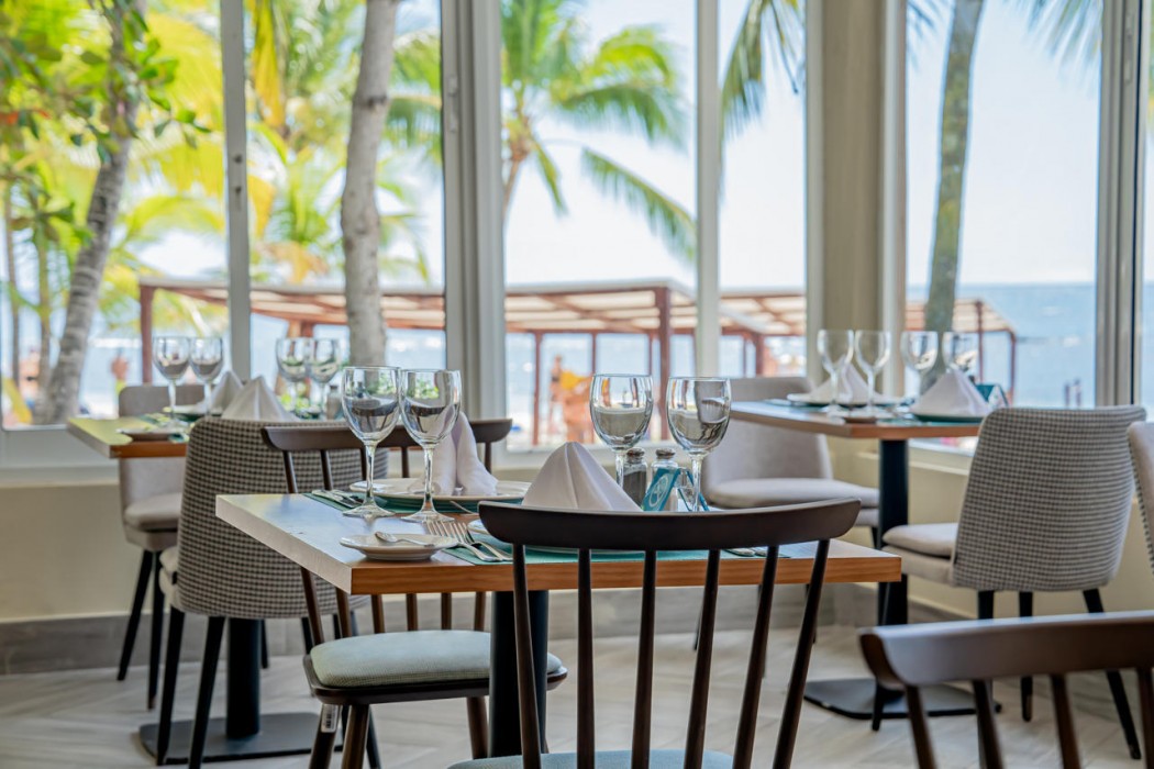 Coral Costa Caribe Beach Resort - All Inclusive 72/101