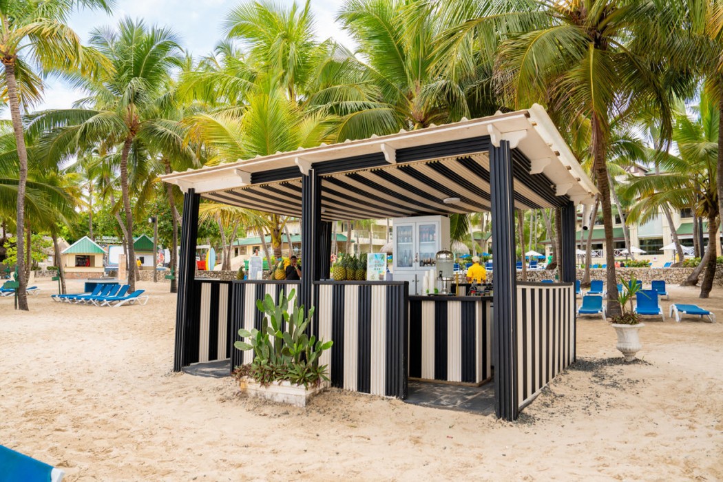 Coral Costa Caribe Beach Resort - All Inclusive 71/101