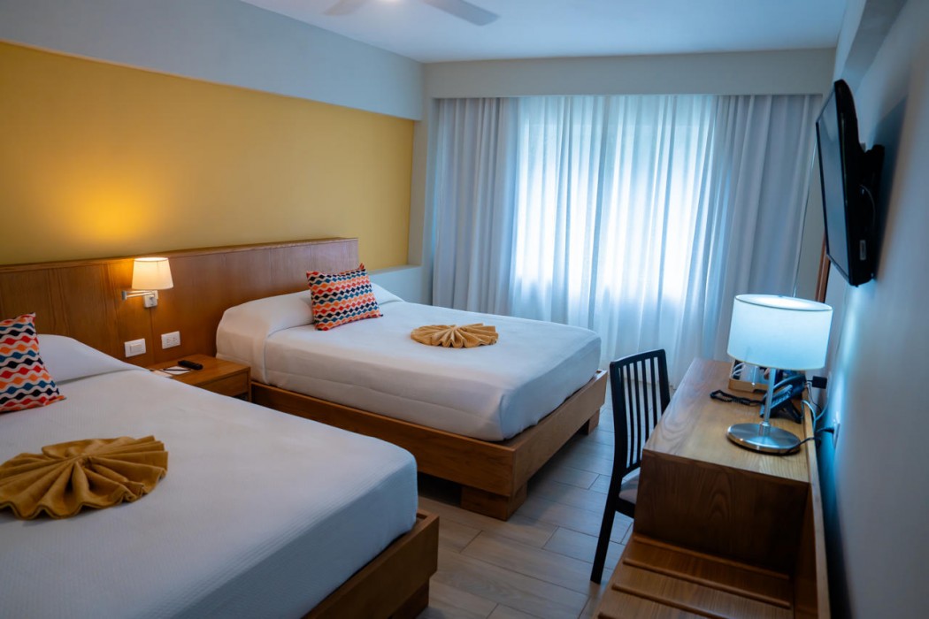 Coral Costa Caribe Beach Resort - All Inclusive 18/101