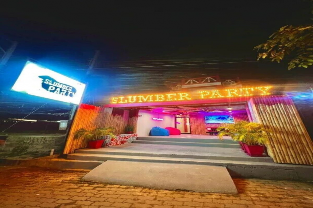 Slumber Party Phi Phi 1/23
