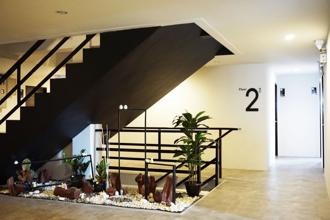 B-Black Residence 26/48