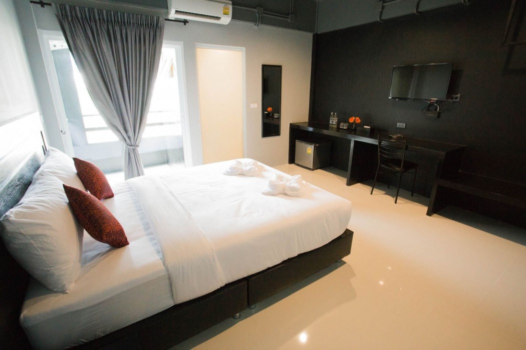 B-Black Residence 25/48