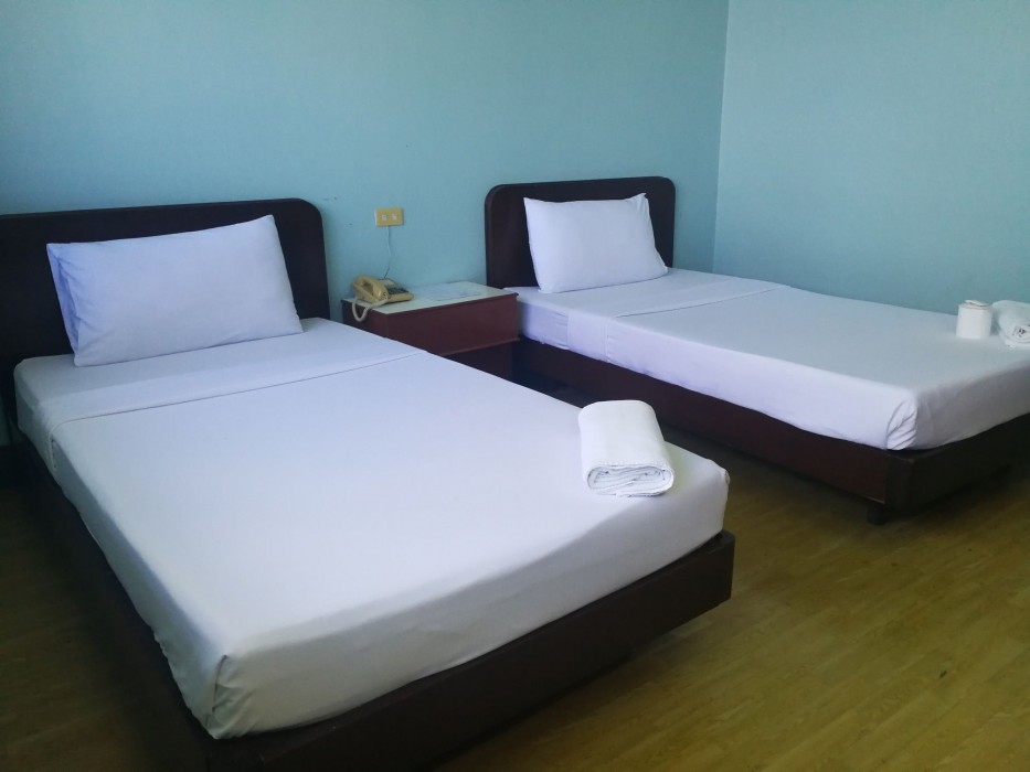 Laem Thong Hotel 26/39