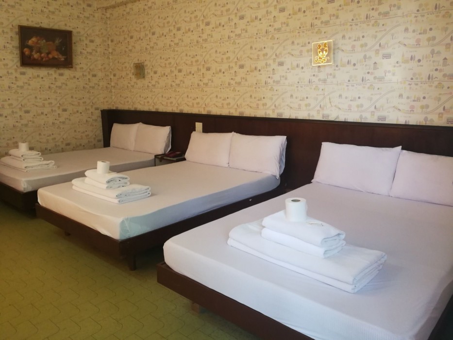 Laem Thong Hotel 20/39