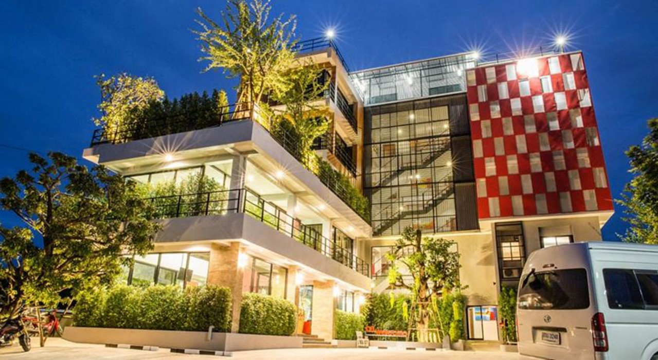 D11 Hotel 28/56