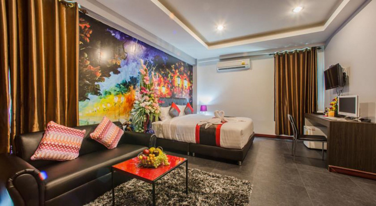 D11 Hotel 17/56