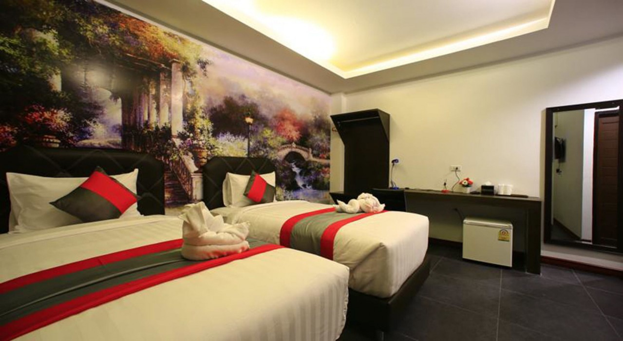 D11 Hotel 13/56