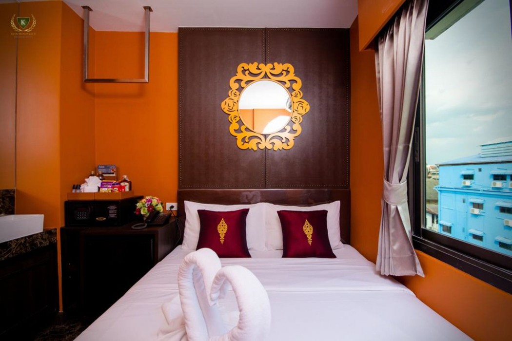 Violet Tower At Khaosan Palace 27/68