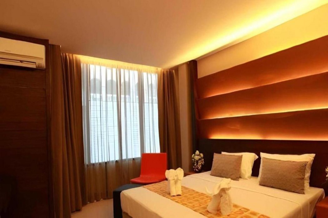 Collection O The Bangkok Cha Cha Suite 11/56
