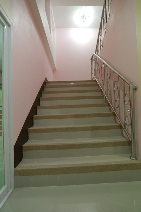 V Residence 19/53