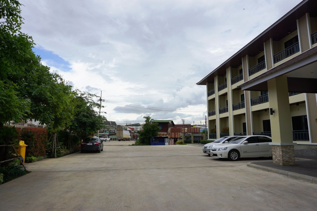 Morage Hotel 63/81