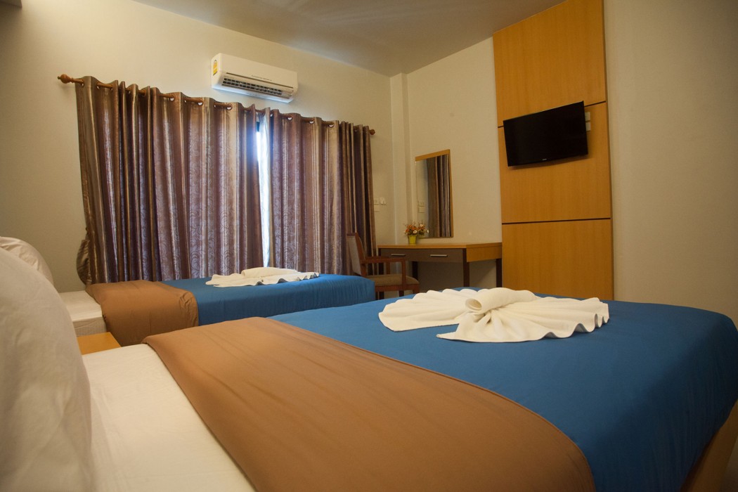 Morage Hotel 42/81