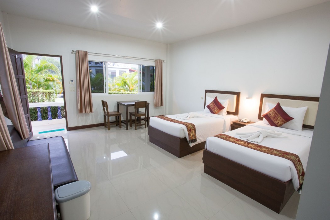 Phuket Airport Villa 31/80