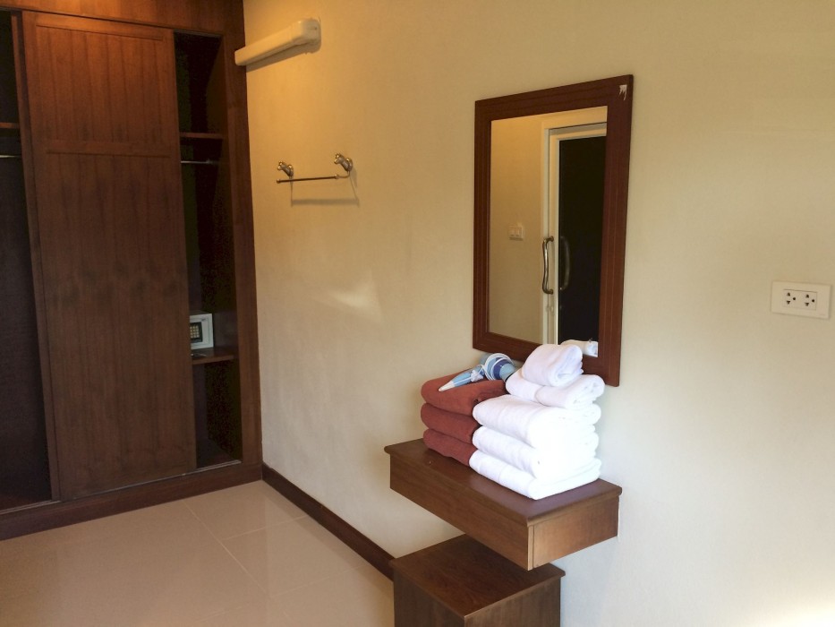 Phuket Airport Villa 42/80