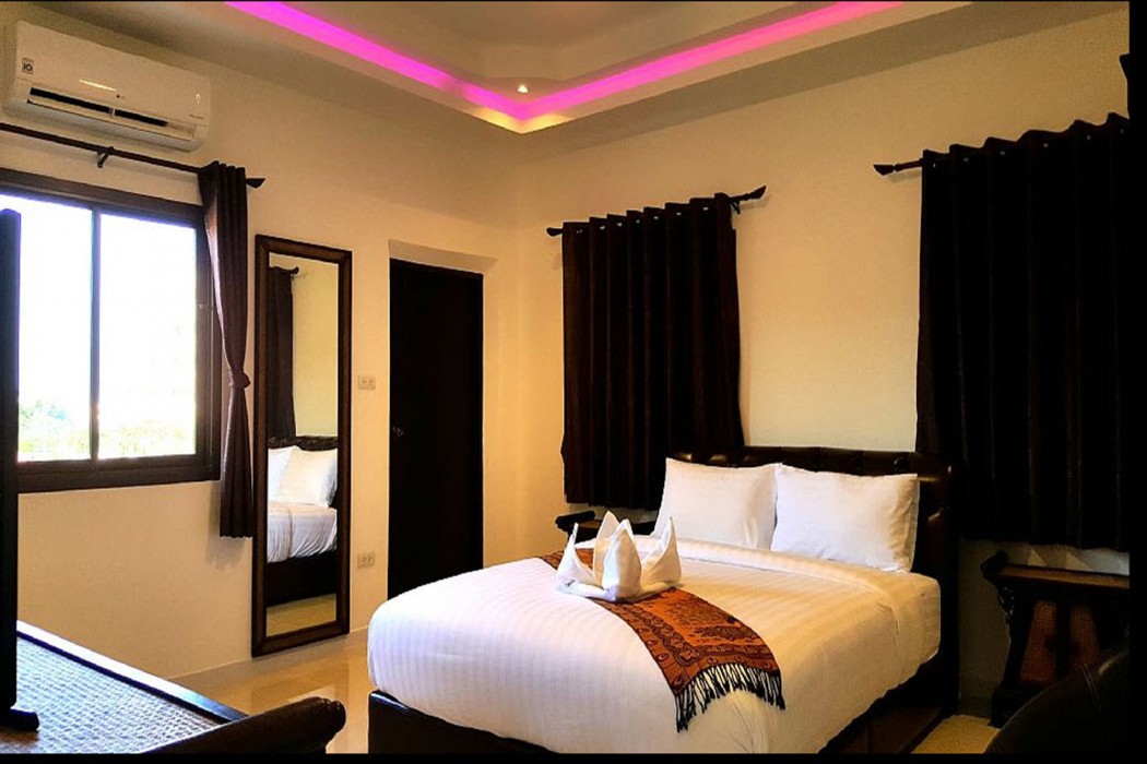Hide Land Pattaya - Luxurious Tropical Villa 38/97