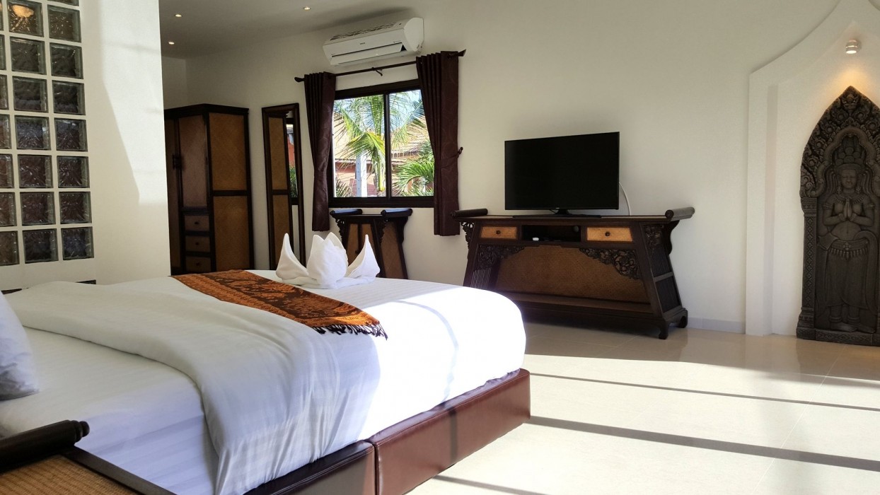 Hide Land Pattaya - Luxurious Tropical Villa 51/97