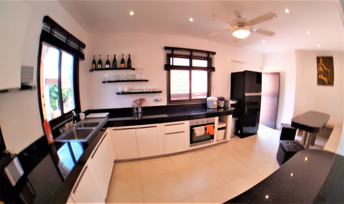 Hide Land Pattaya - Luxurious Tropical Villa 64/97