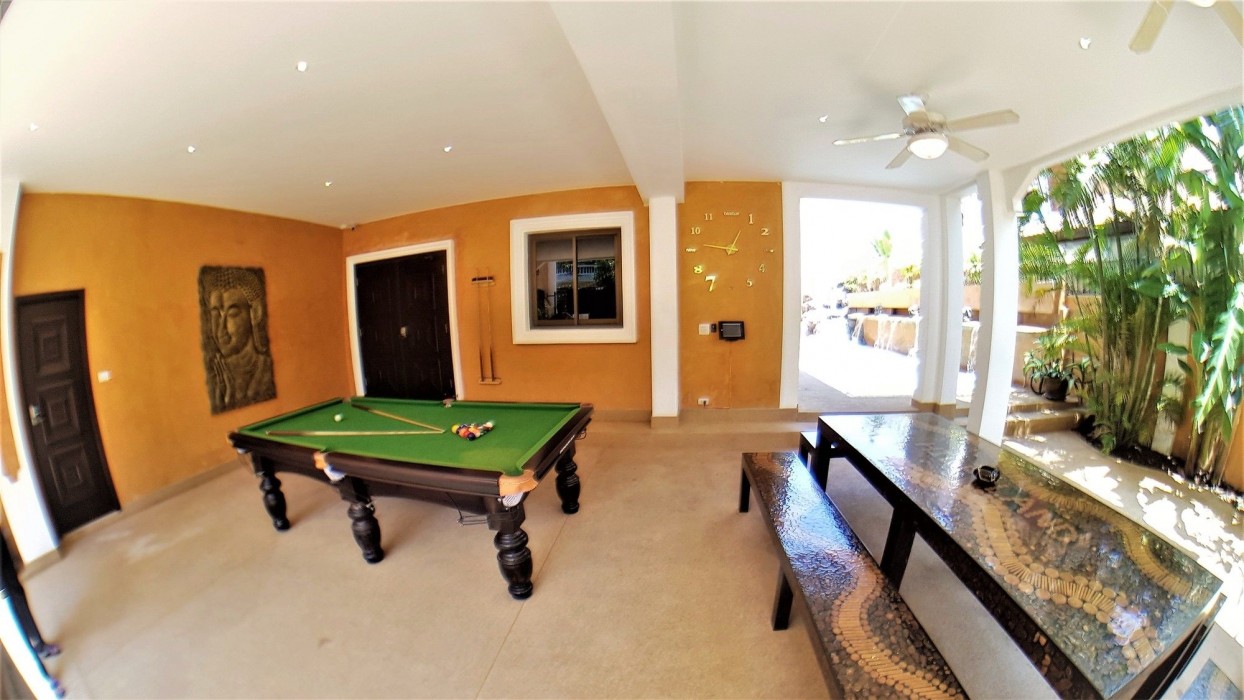 Hide Land Pattaya - Luxurious Tropical Villa 57/97