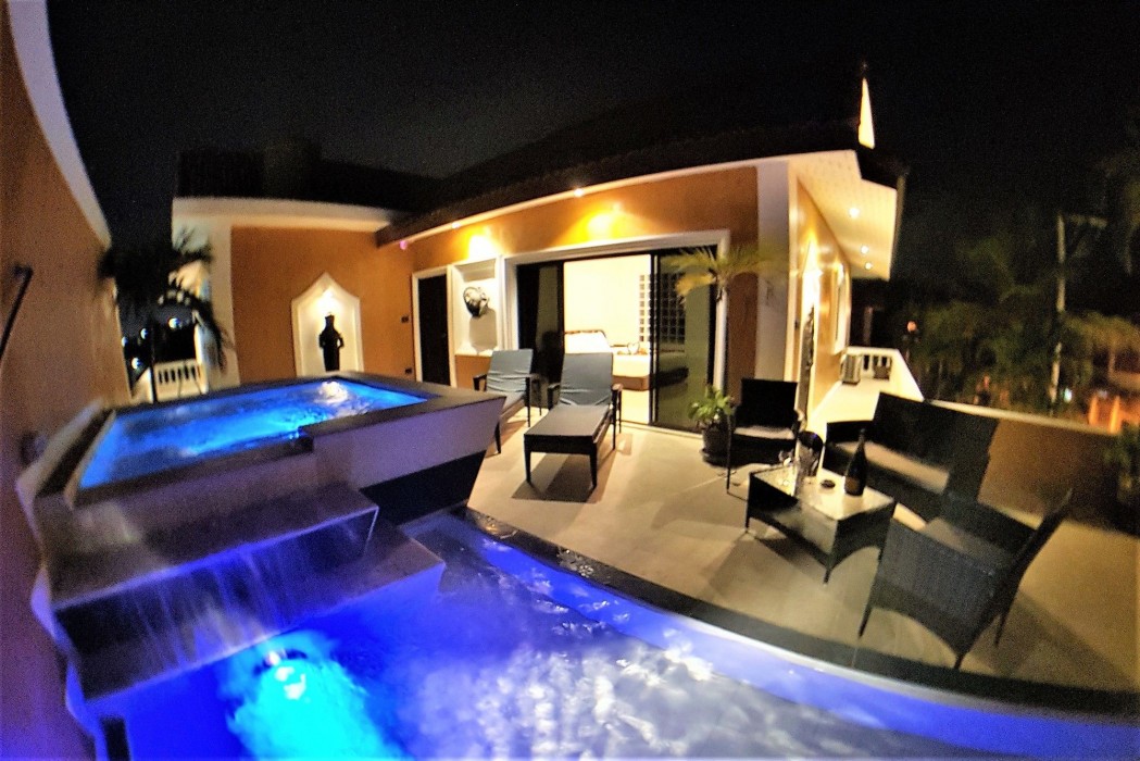 Hide Land Pattaya - Luxurious Tropical Villa 46/97