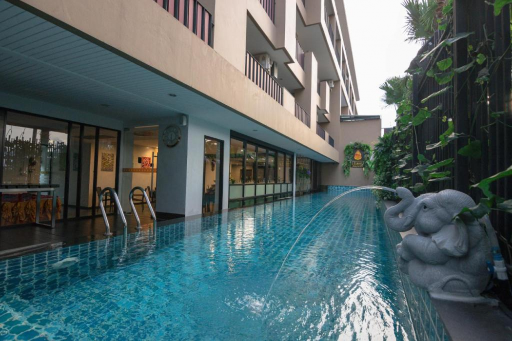 Lani Chiang Mai Hotel 30/59