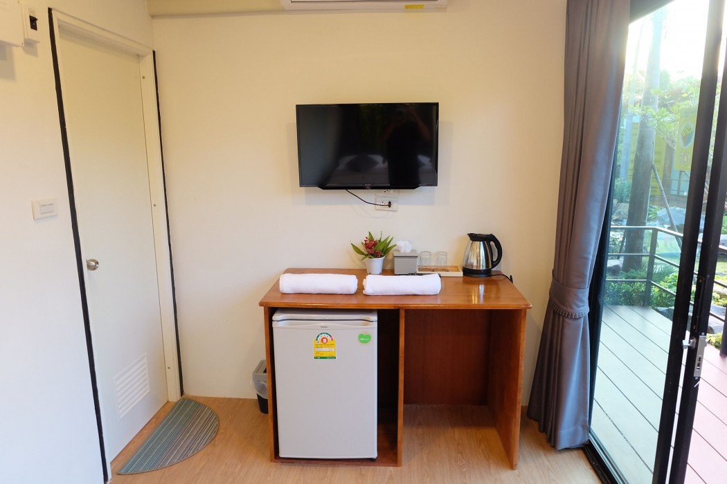 Beach Box At Pran 8/80