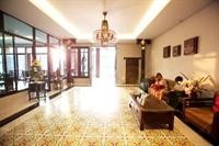 The Sun Terrace Hotel 29/83