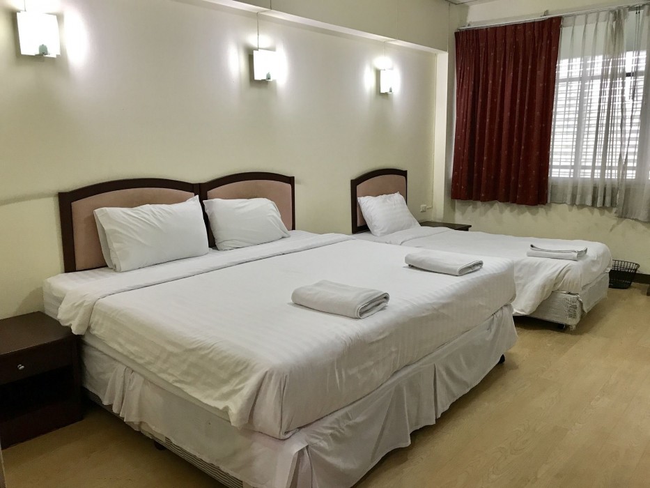 Coop Dopa Hostel 25/67