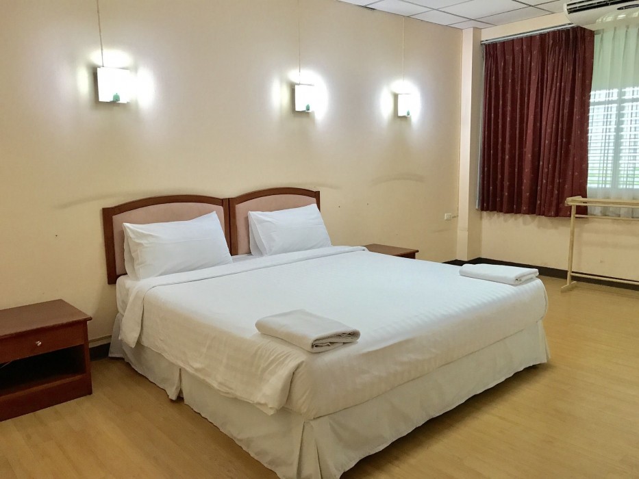 Coop Dopa Hostel 38/67