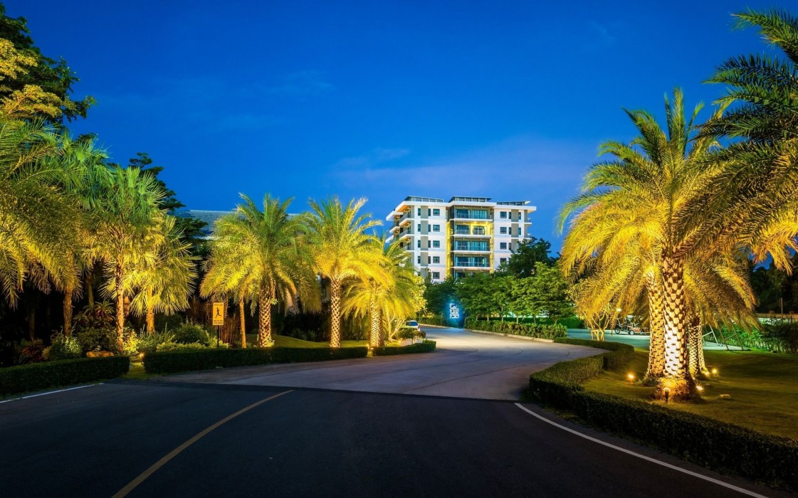 Chalong Miracle Lakeview Resort & Spa 54/100