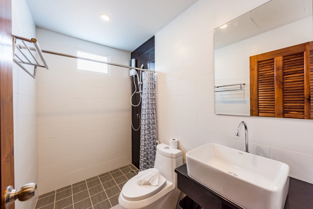 Phuket Marine Poshtel 25/100