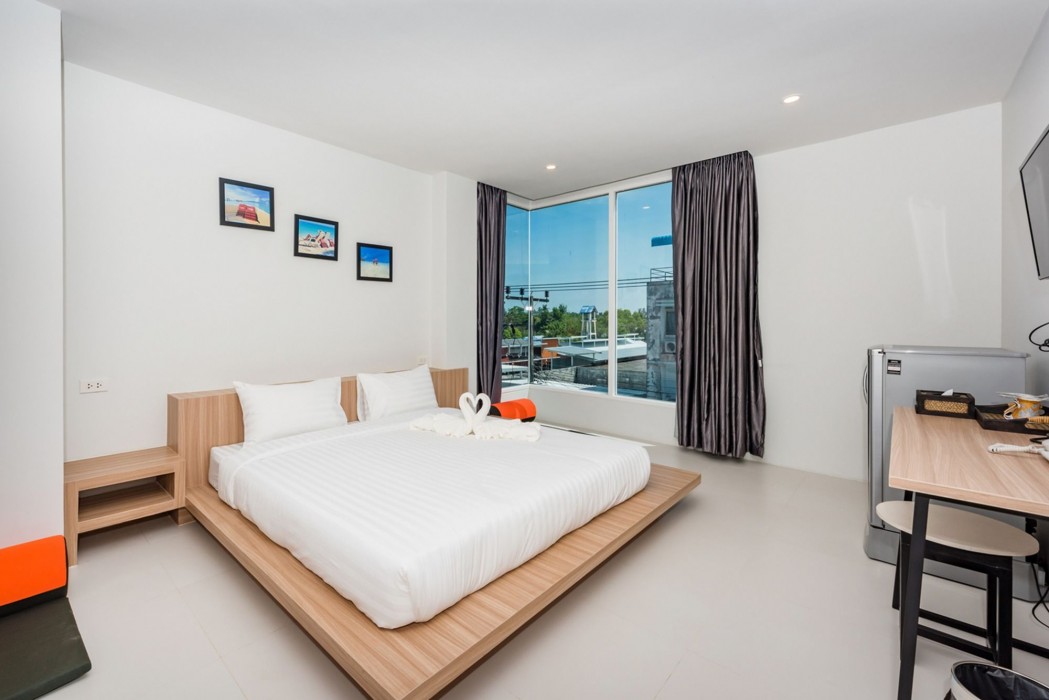 Phuket Marine Poshtel 70/100