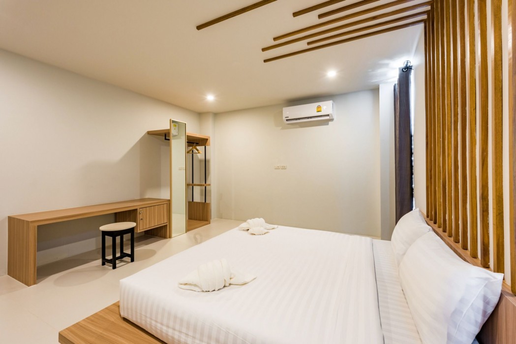 Phuket Marine Poshtel 64/100