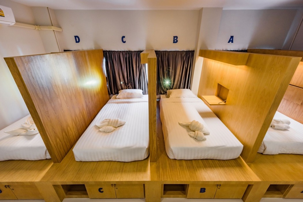 Phuket Marine Poshtel 58/100
