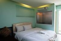 J Residence 36/46