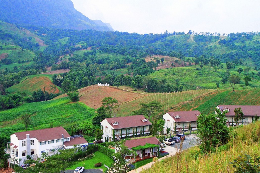 The Blue Sky Khao Kho 40/100