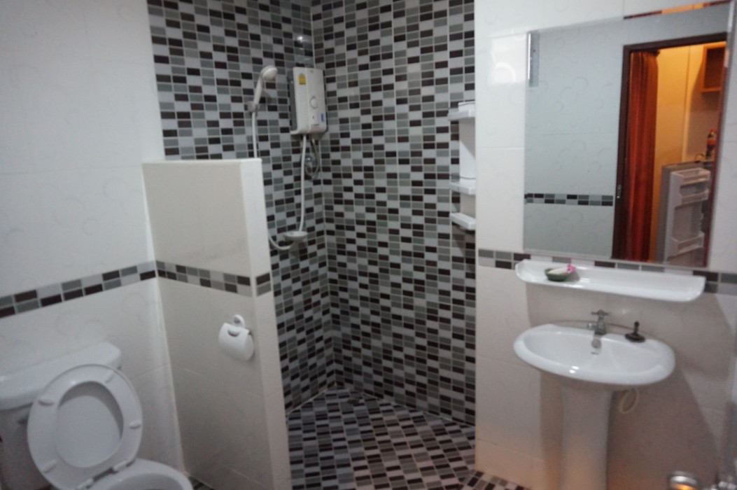 Sorrento Hotel And Residence 33/56