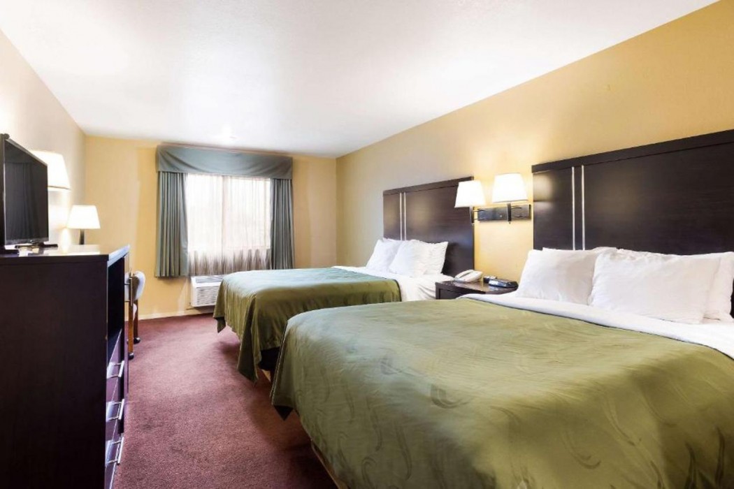 Quality Inn Airport Boise ID 8/50