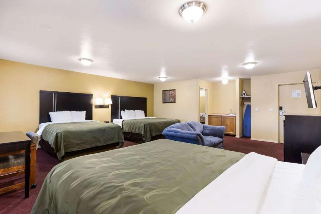 Quality Inn Airport Boise ID 7/50