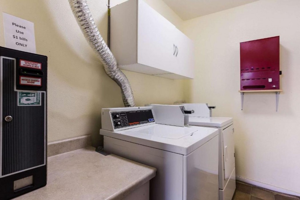 Quality Inn Airport Boise ID 25/50