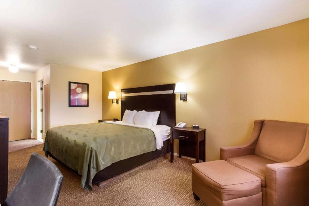 Quality Inn Airport Boise ID 9/50