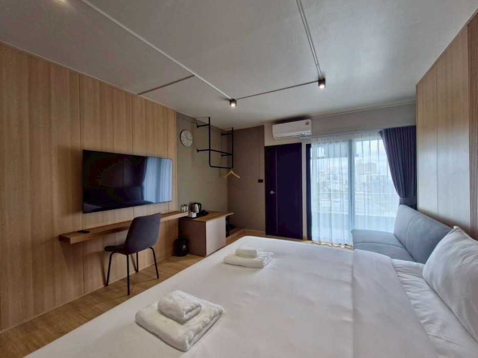 Infinite Hotel at Ratchada 12/81