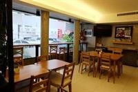 Cozy At 9 Hotel And Kitchen 39/85