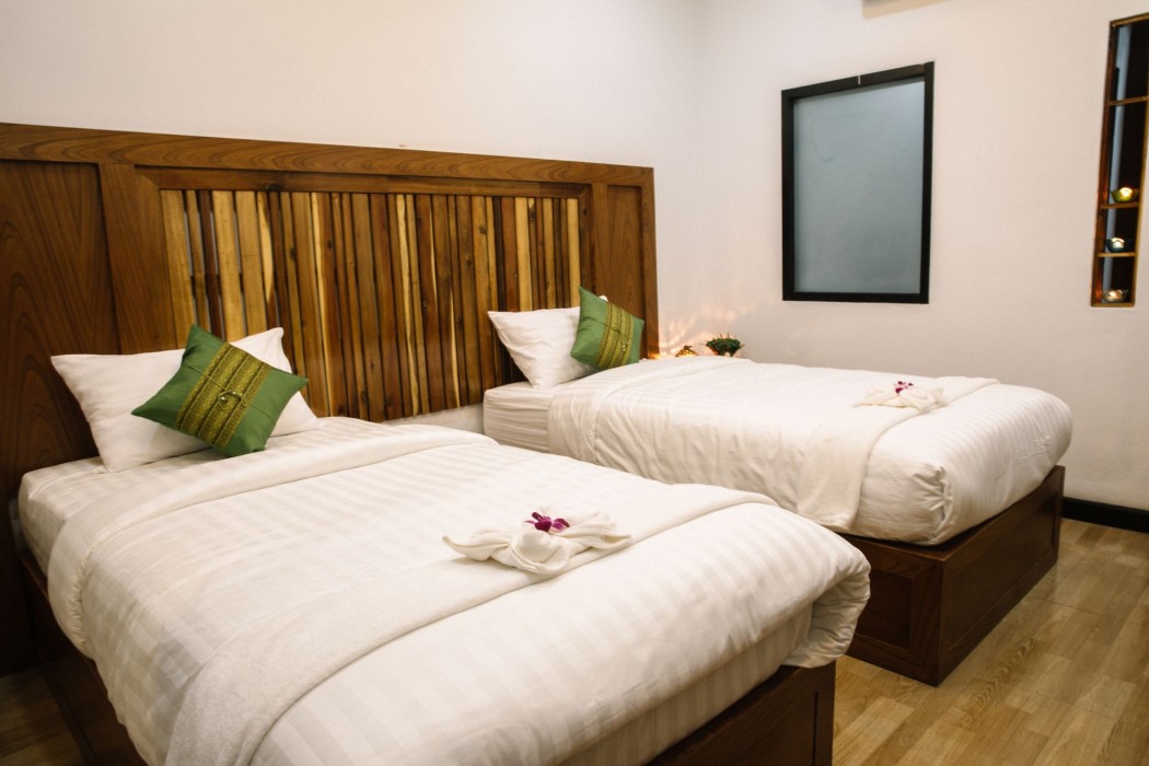 Baan Chankaew Hotel 24/68