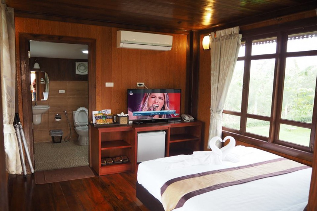 The Canal Garden Resort 18/60