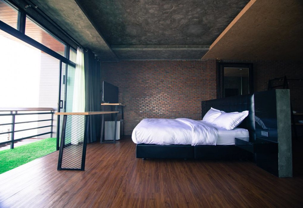 Bed Loft Cafe 18/63