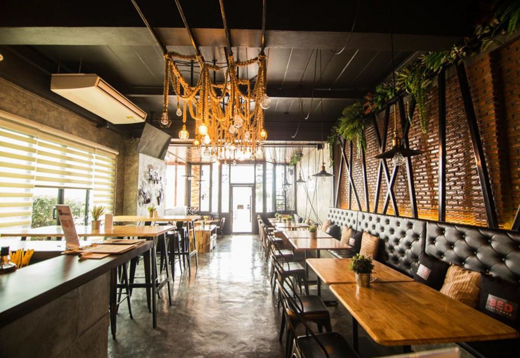 Bed Loft Cafe 14/63