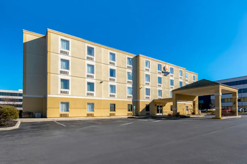 Comfort Inn Mechanicsburg - Harrisburg South in MECHANICSBURG - PA