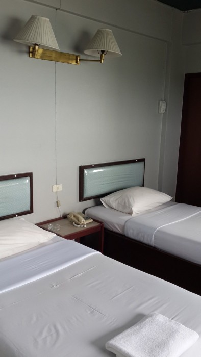 Win Hotel 18/40