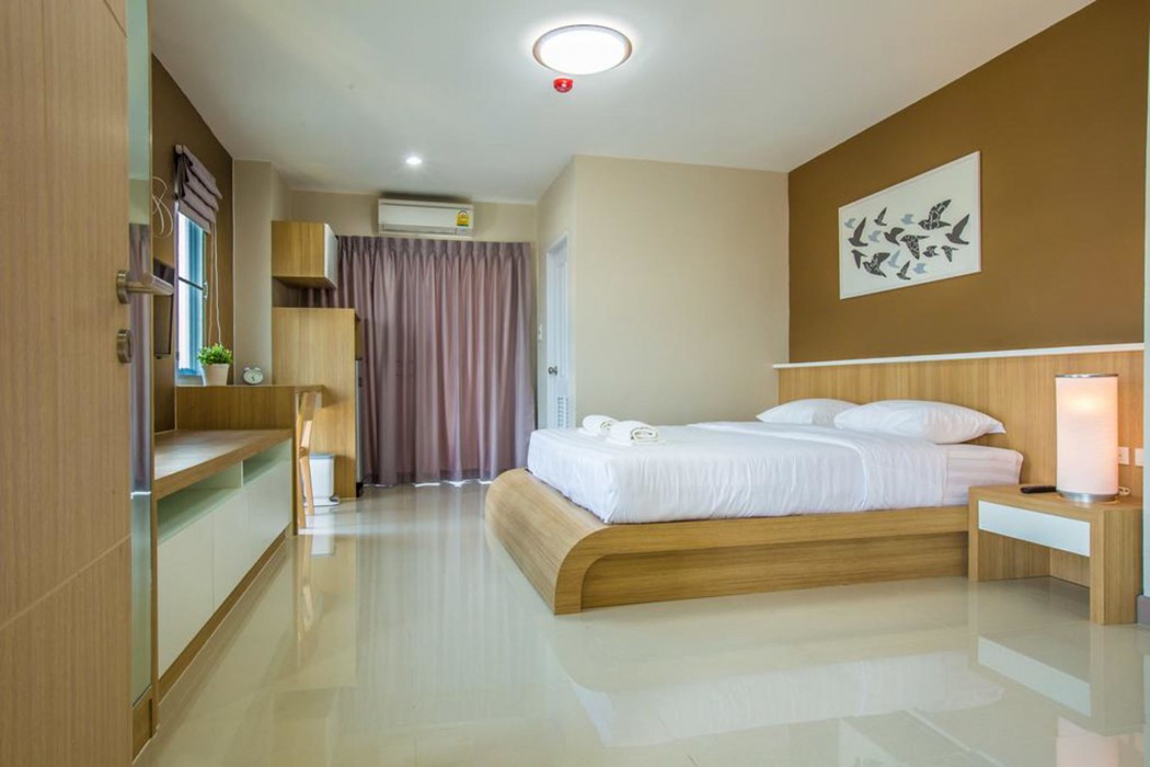 Central Place Serviced Apartment Angsila 15/71